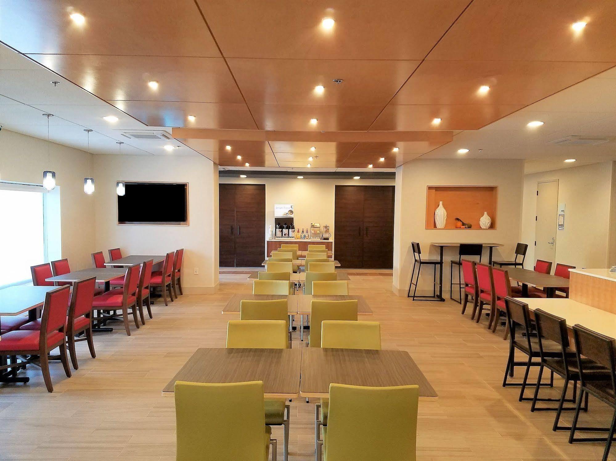 Holiday Inn Express Baltimore BWI Airport West By Ihg Hanover Dış mekan fotoğraf